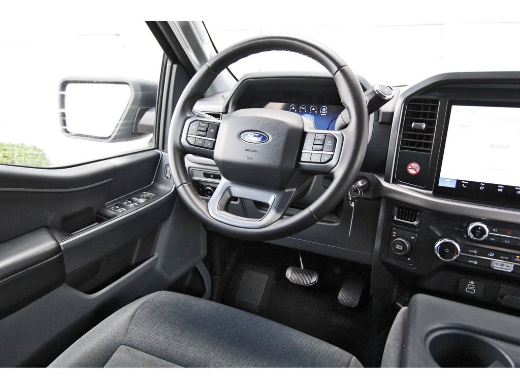2025 Ford F-150 XLT - 7