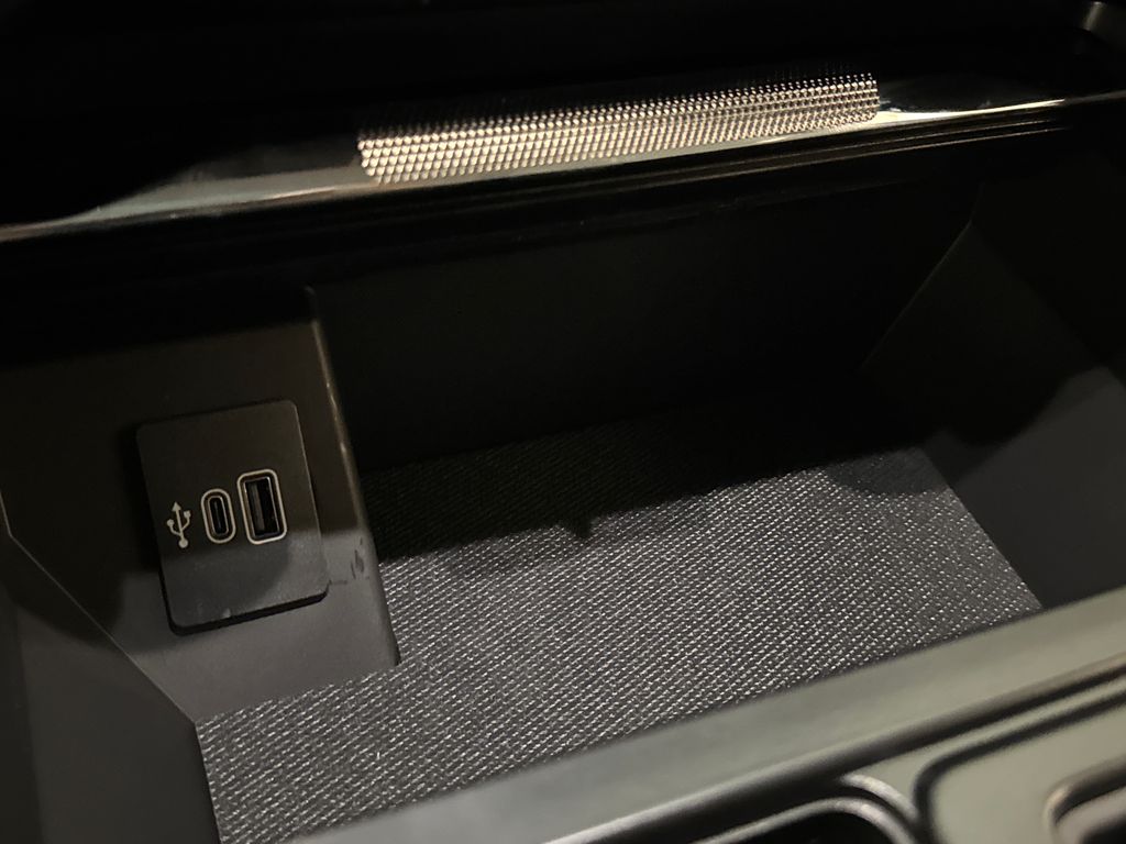 New 2026 White Ford Lariat image 31