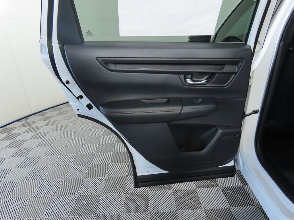 2025 Honda CR-V Sport 26