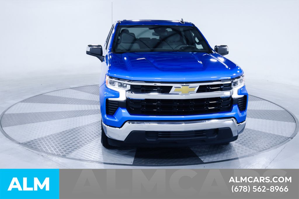Used 2025 Blue Chevrolet LT image 15