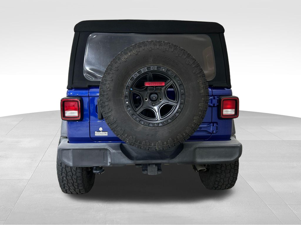 Used 2018 Blue Jeep Unlimited Sport S image 4