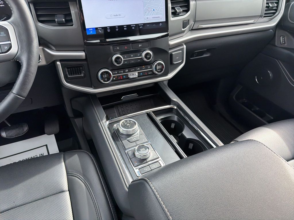 Thumbnail: 2024 Ford Expedition MAX - 16