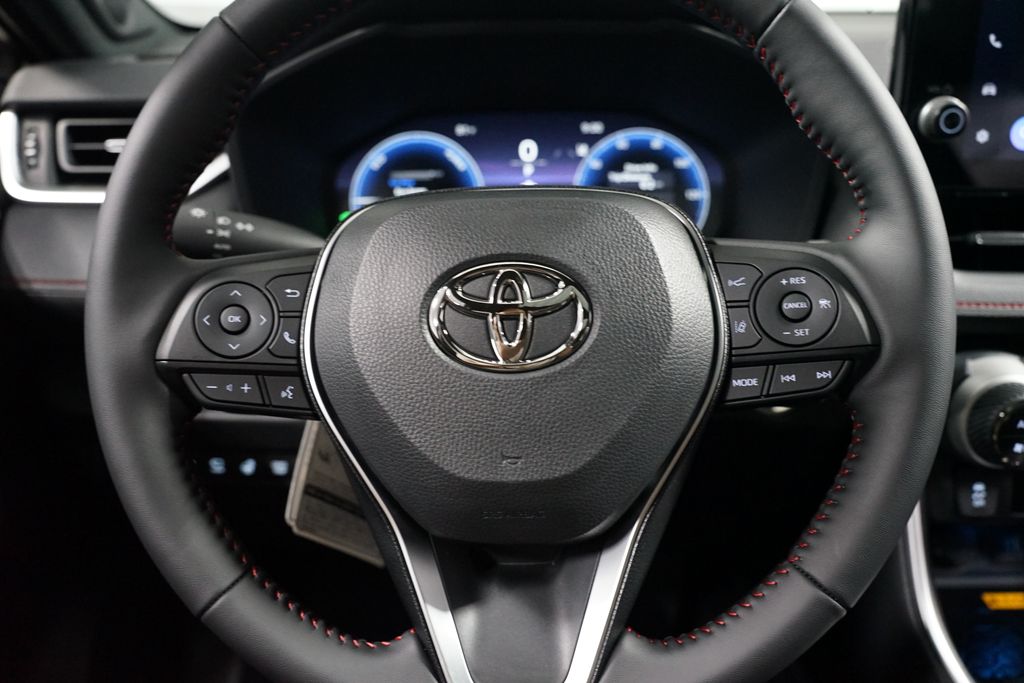 Thumbnail: 2025 Toyota RAV4 - 12
