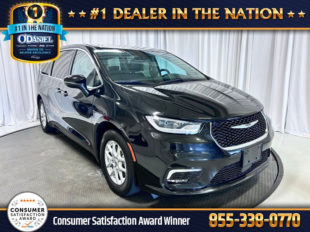 used 2023 Chrysler Pacifica car, priced at $24,936