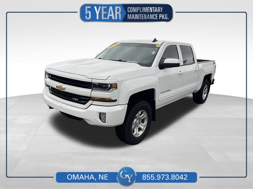 Summit White 2018 Chevrolet Silverado 1500 Pickup Truck Four-Wheel Drive 6-Speed Automatic Overdrive