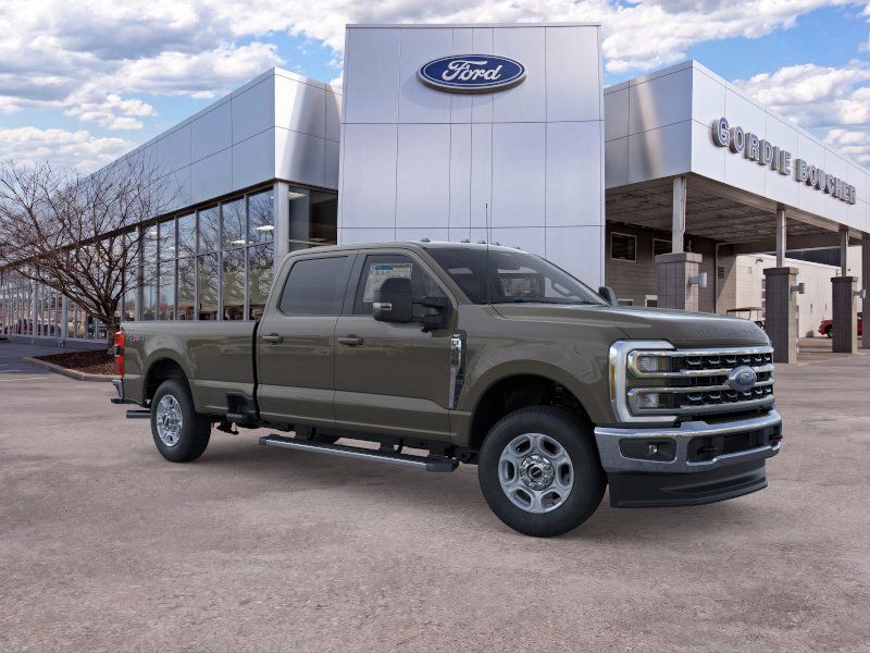 New 2026 Gray Ford XLT image 7