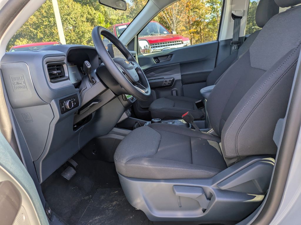 2025 Ford Maverick XL