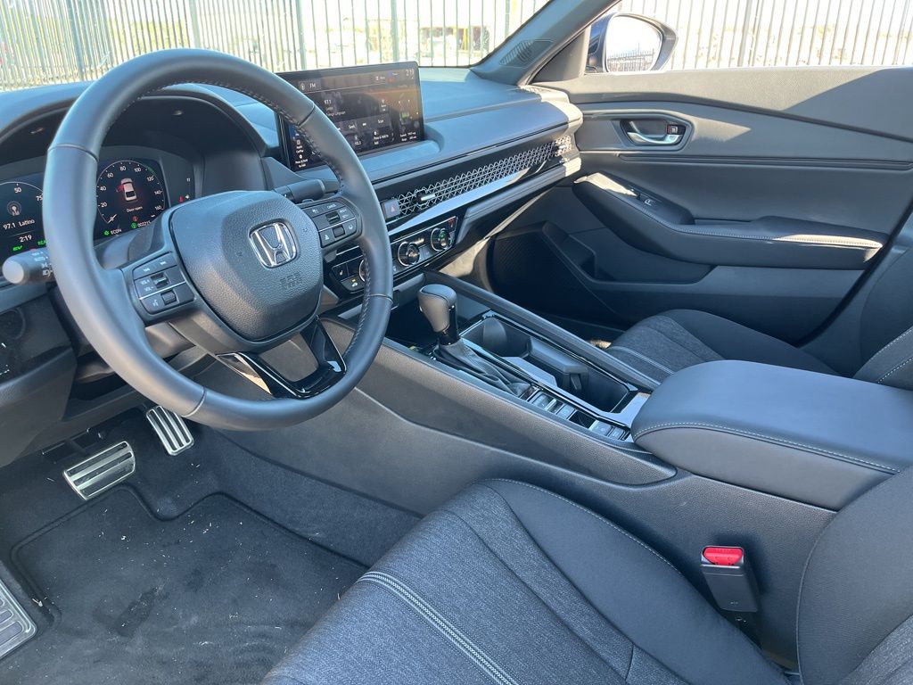 Thumbnail: 2025 Honda Accord - 19