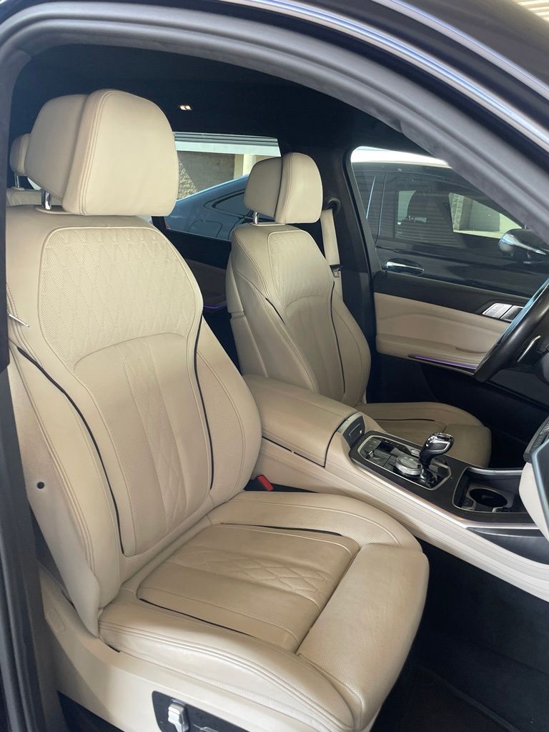 Thumbnail: 2020 BMW X7 - 8