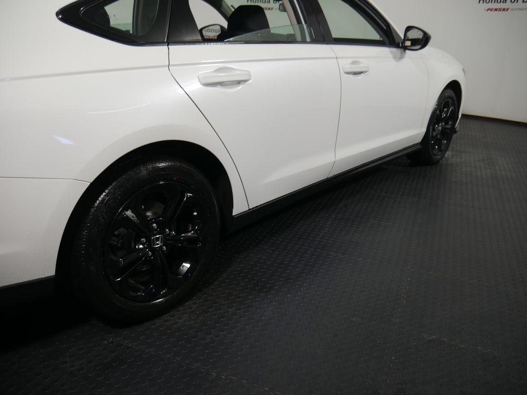 2025 Honda Accord SE 4