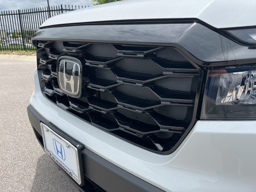 Thumbnail: 2023 Honda Passport - 16
