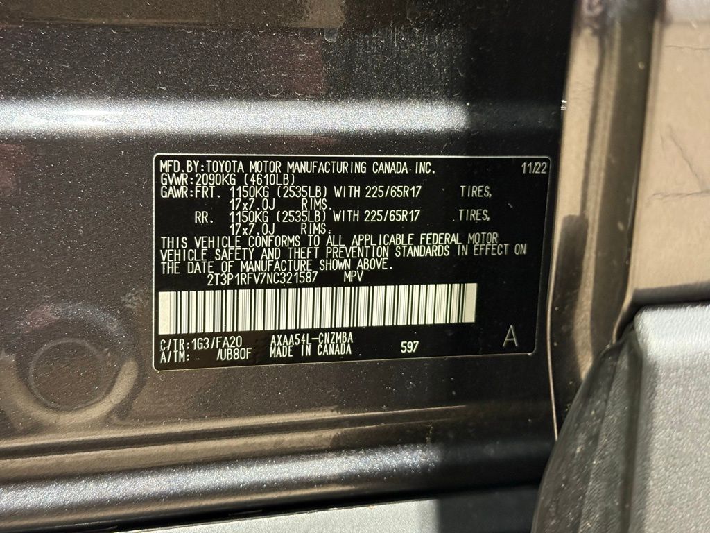 Thumbnail: 2022 Toyota RAV4 - 32