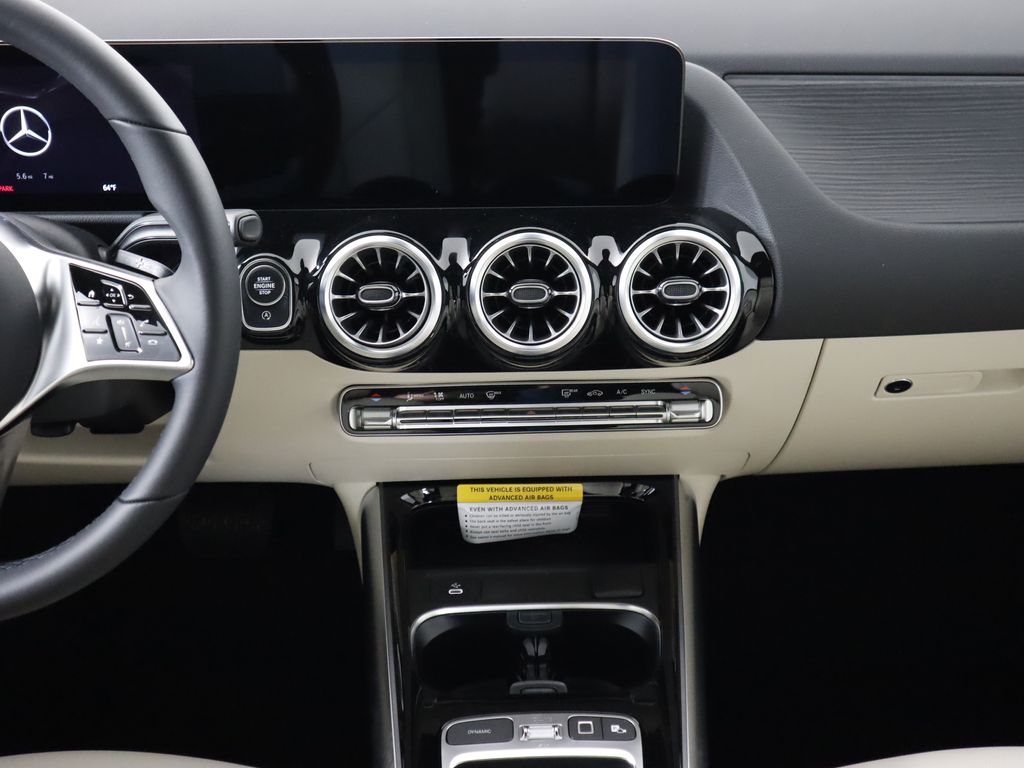 2025 Mercedes-Benz GLA 250 15
