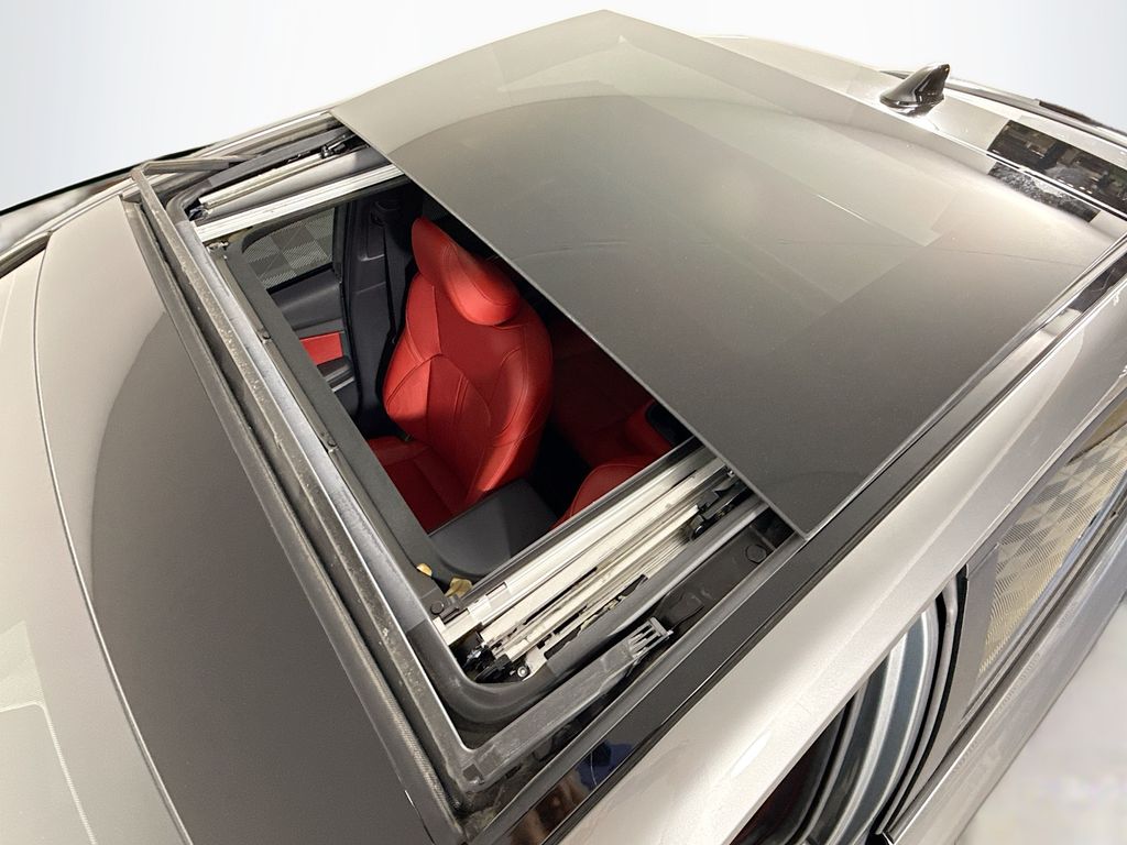 Thumbnail: 2025 Toyota Camry - 23