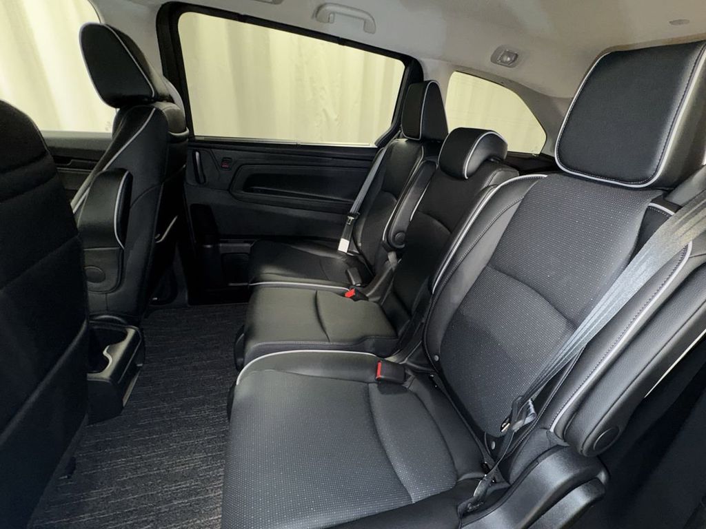 new 2026 Honda Odyssey car, priced at $53,645