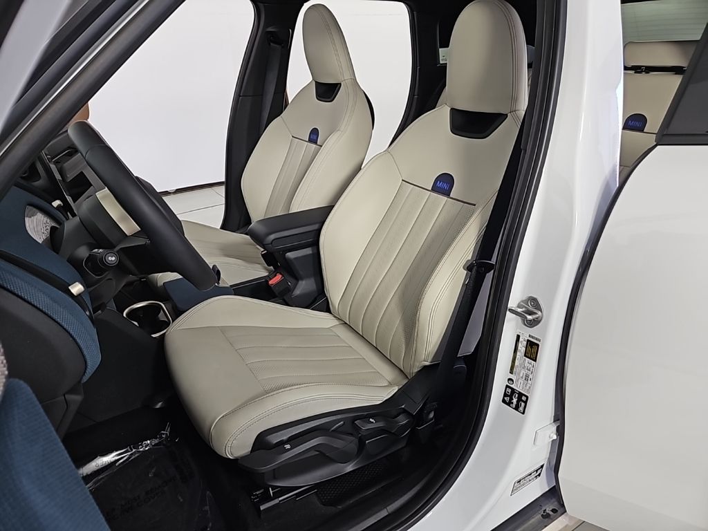 Thumbnail: 2025 MINI Cooper Countryman - 22