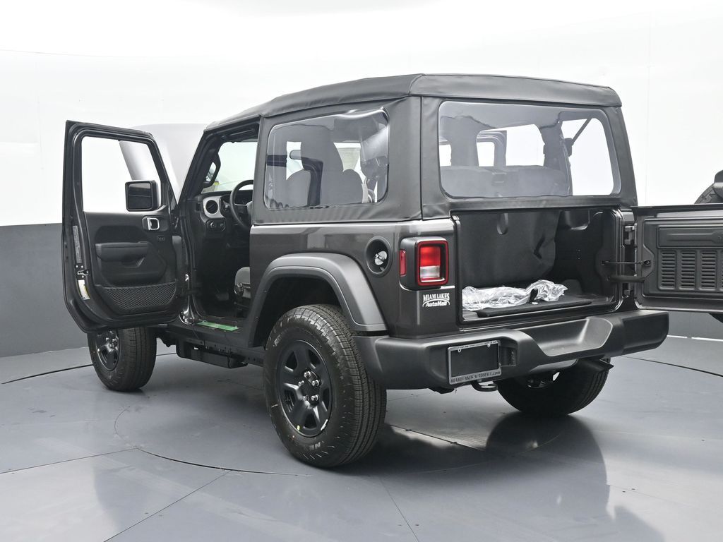 New 2026 Granite Crystal Metallic Clearcoat Jeep Sport image 63