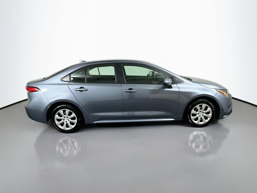 Thumbnail: 2025 Toyota Corolla - 4