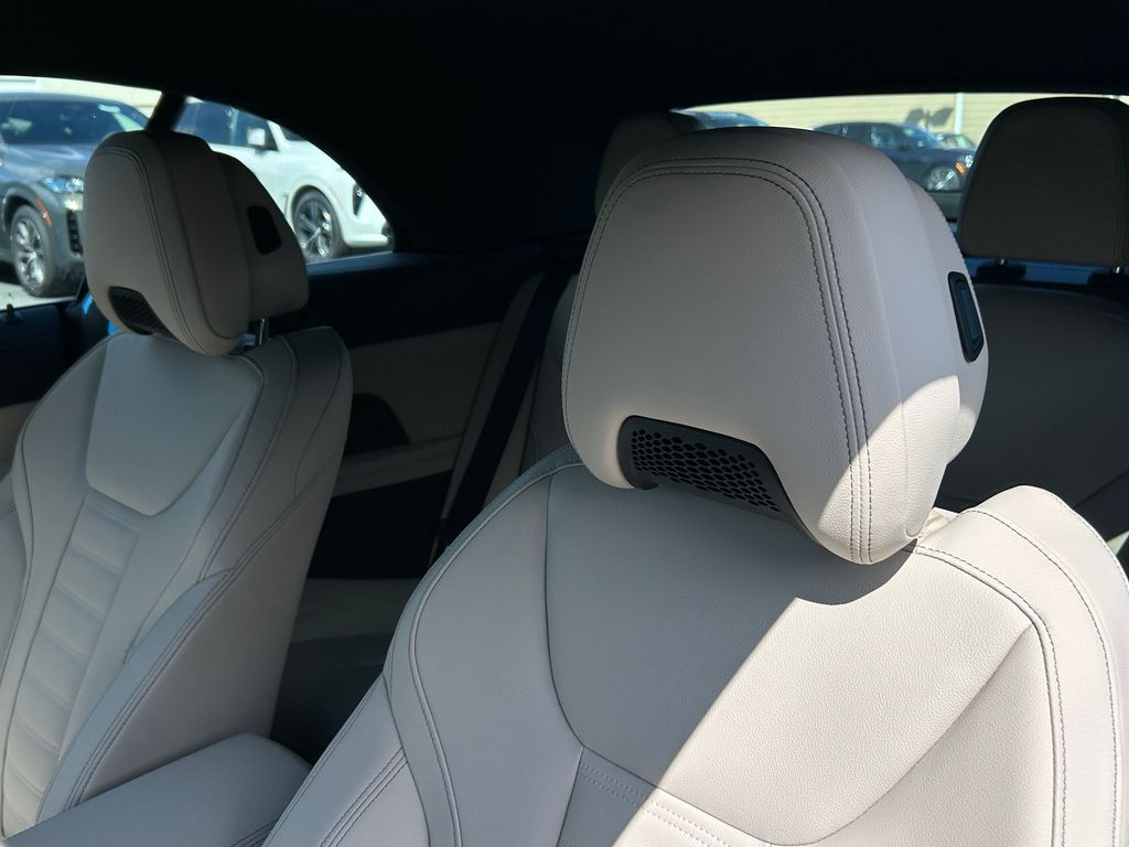 Thumbnail: 2026 BMW 4 Series - 14