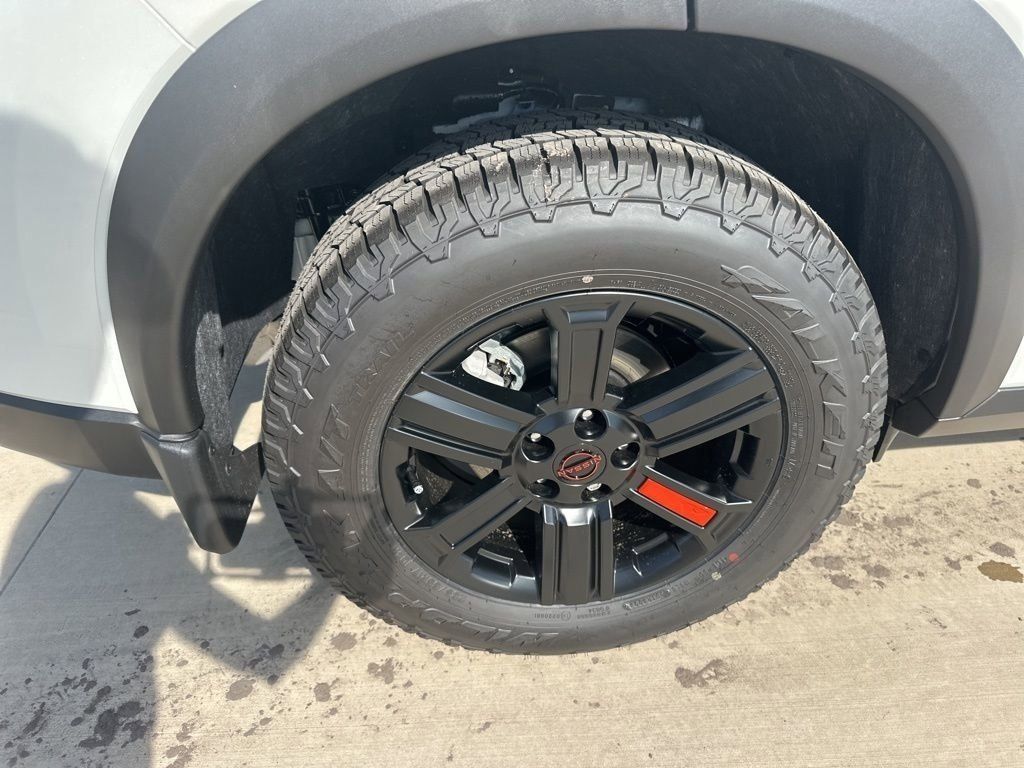 2025 Everest White Pearl Nissan Rogue Rock Creek AWD SUV