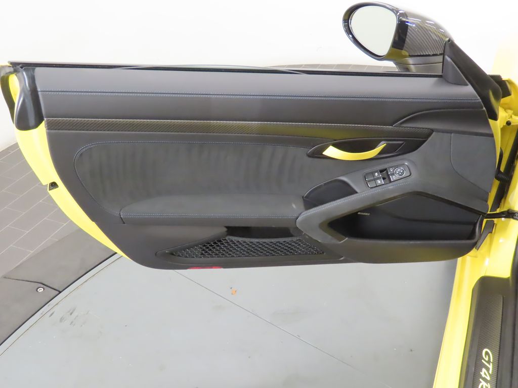 Thumbnail: 2024 Porsche 718 Cayman - 32