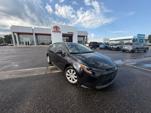  2024 Toyota Corolla LE FWD   