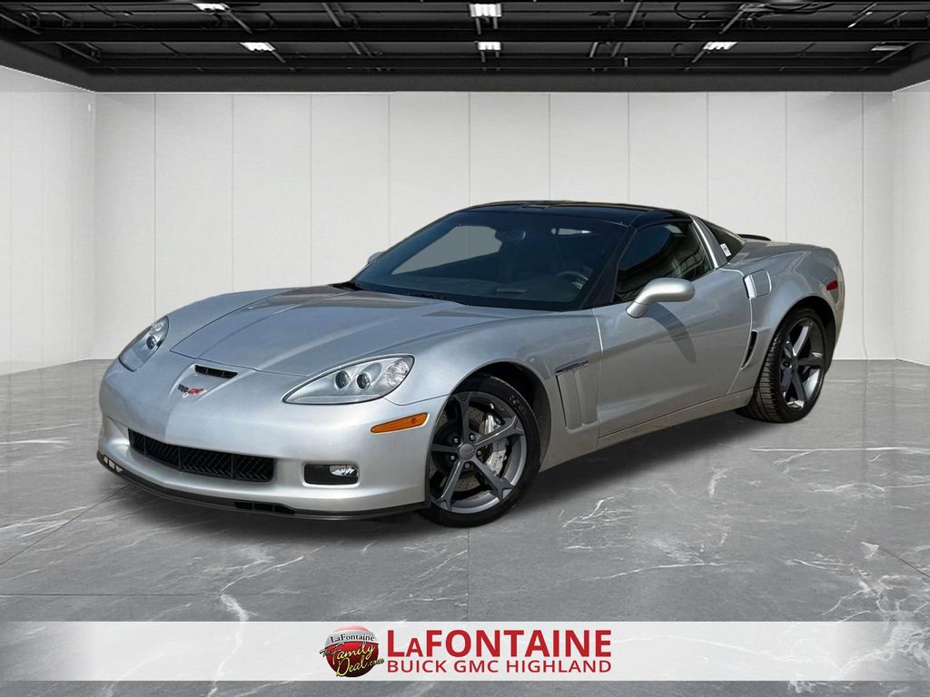 Blade Silver Metallic 2011 Chevrolet Corvette Z16 Grand Sport 3LT Coupe RWD Coupe Rear-Wheel Drive 6-Speed Automatic