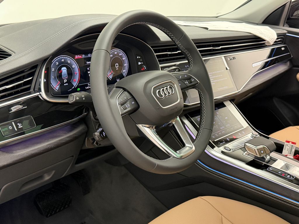 Thumbnail: 2027 Audi Q8 - 20