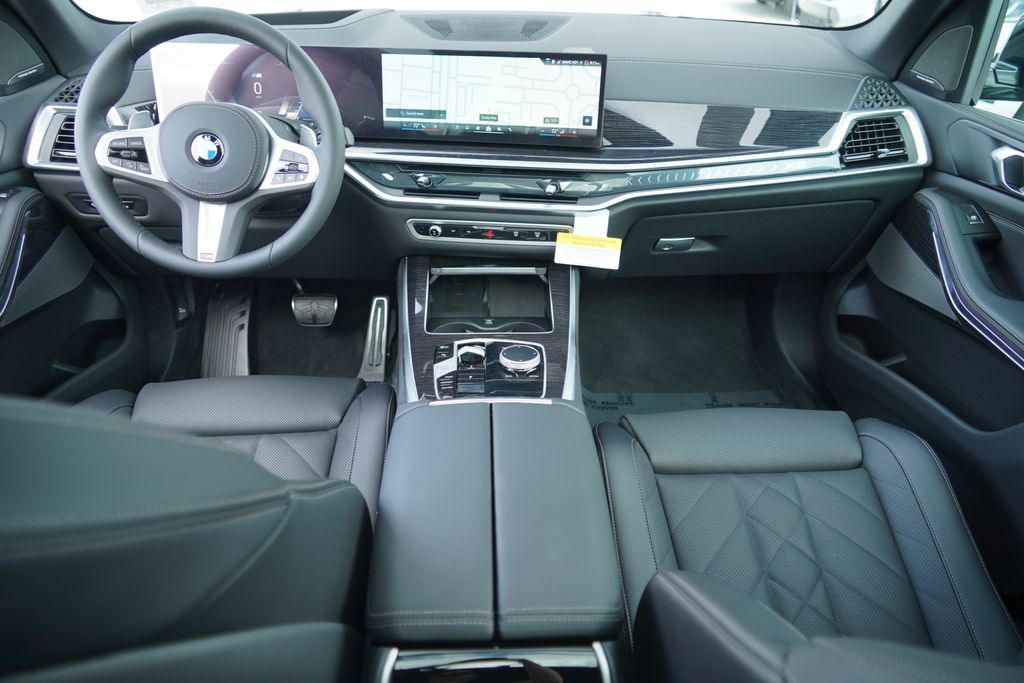 Thumbnail: 2026 BMW X5 - 12