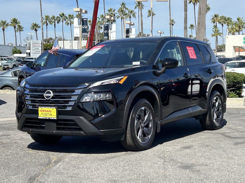 2025 Nissan Rogue SV