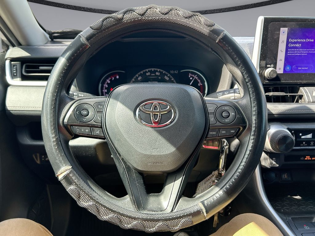 Thumbnail: 2024 Toyota RAV4 - 14