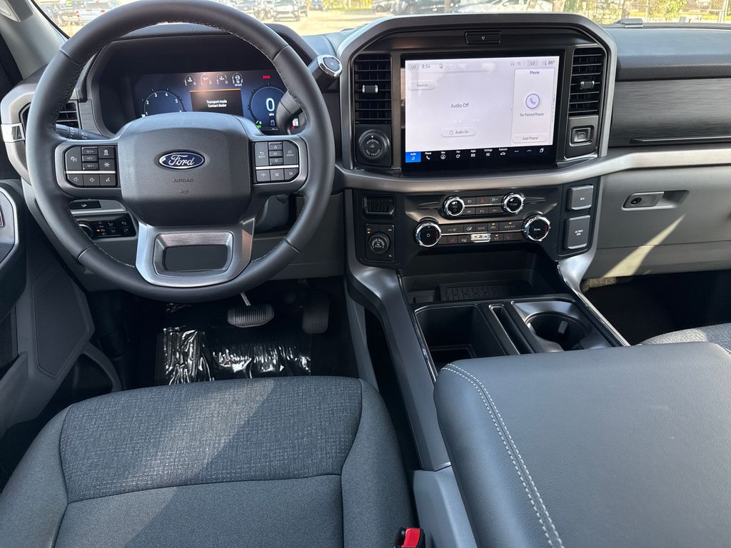 New 2026 White Ford XLT image 5