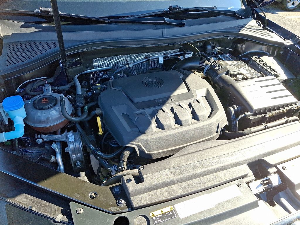 Thumbnail: 2021 Volkswagen Tiguan - 28