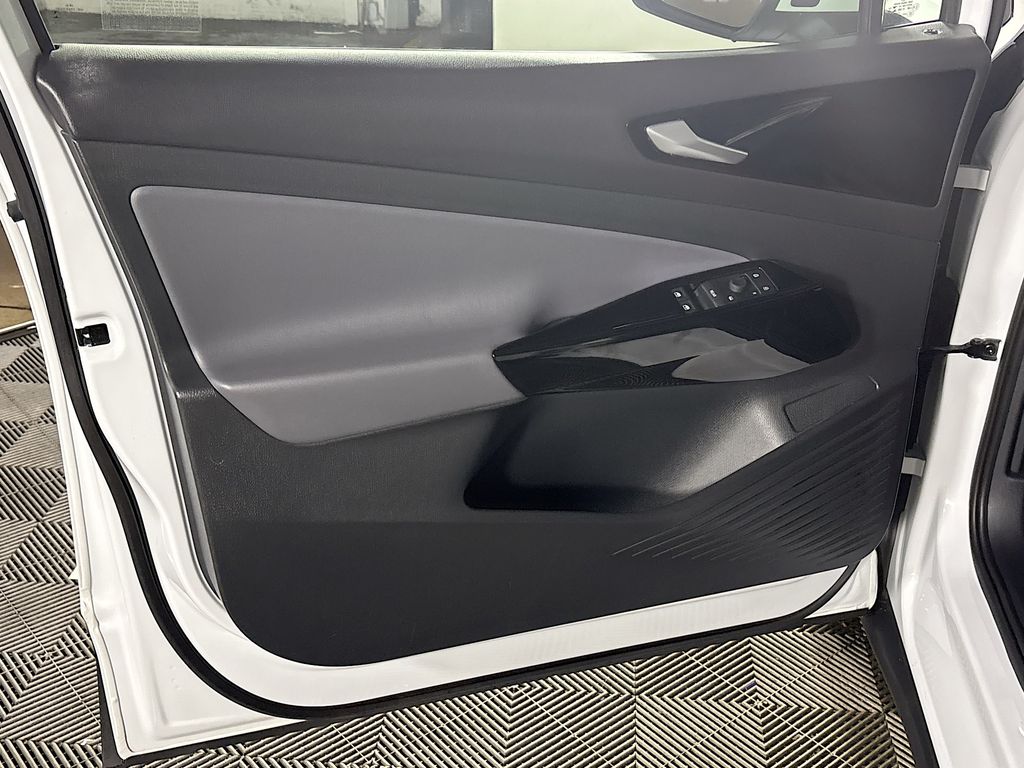 2021 Volkswagen ID.4 Pro