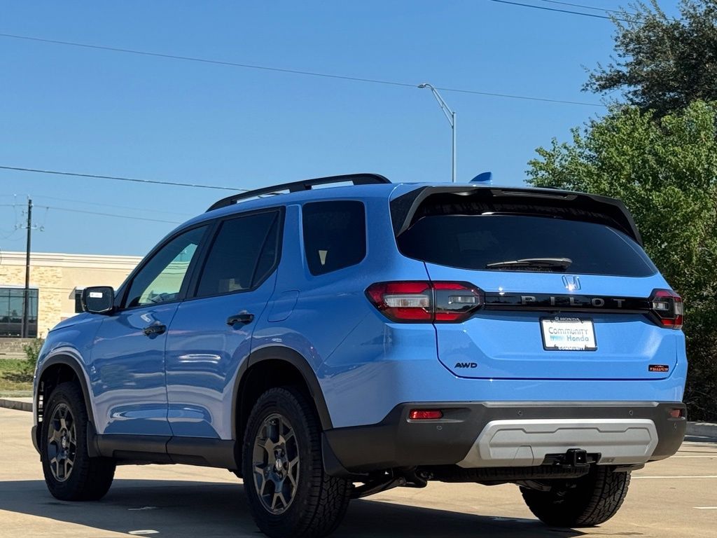 2025 Honda Pilot TrailSport Blue at Community Honda