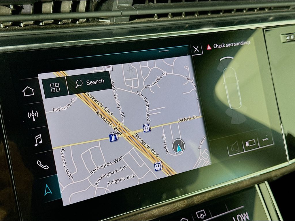 Thumbnail: 2020 Audi Q7 - 13