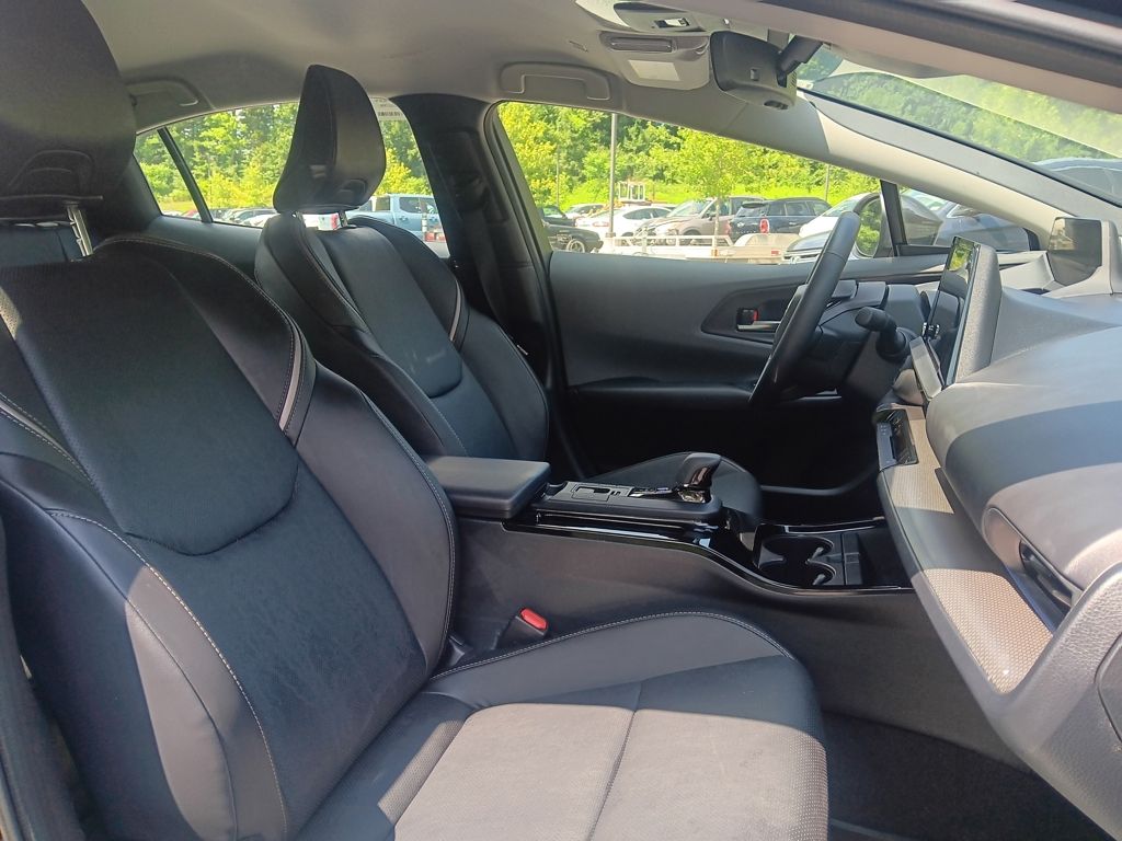 Used 2025 Toyota Prius Hatchback