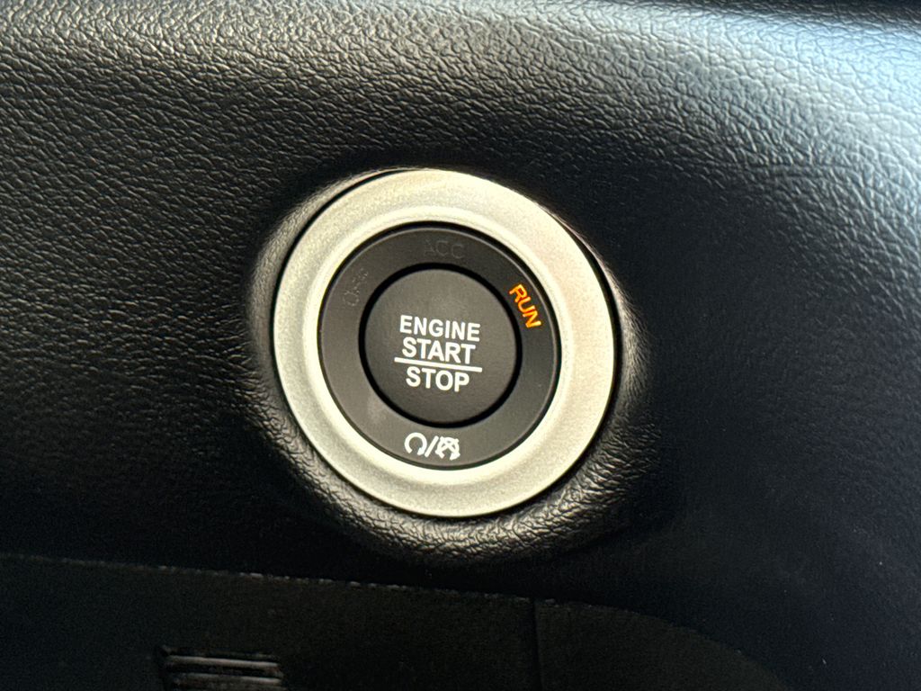 New 2027 Chrysler Pacifica Van