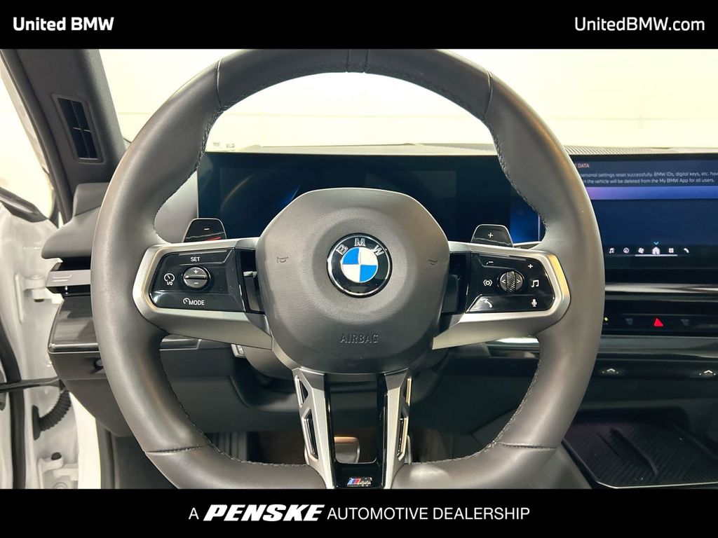 Thumbnail: 2025 BMW 5 Series - 14