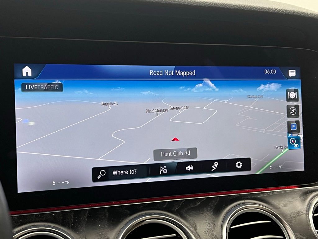 Thumbnail: 2023 Mercedes-Benz E-Class - 13