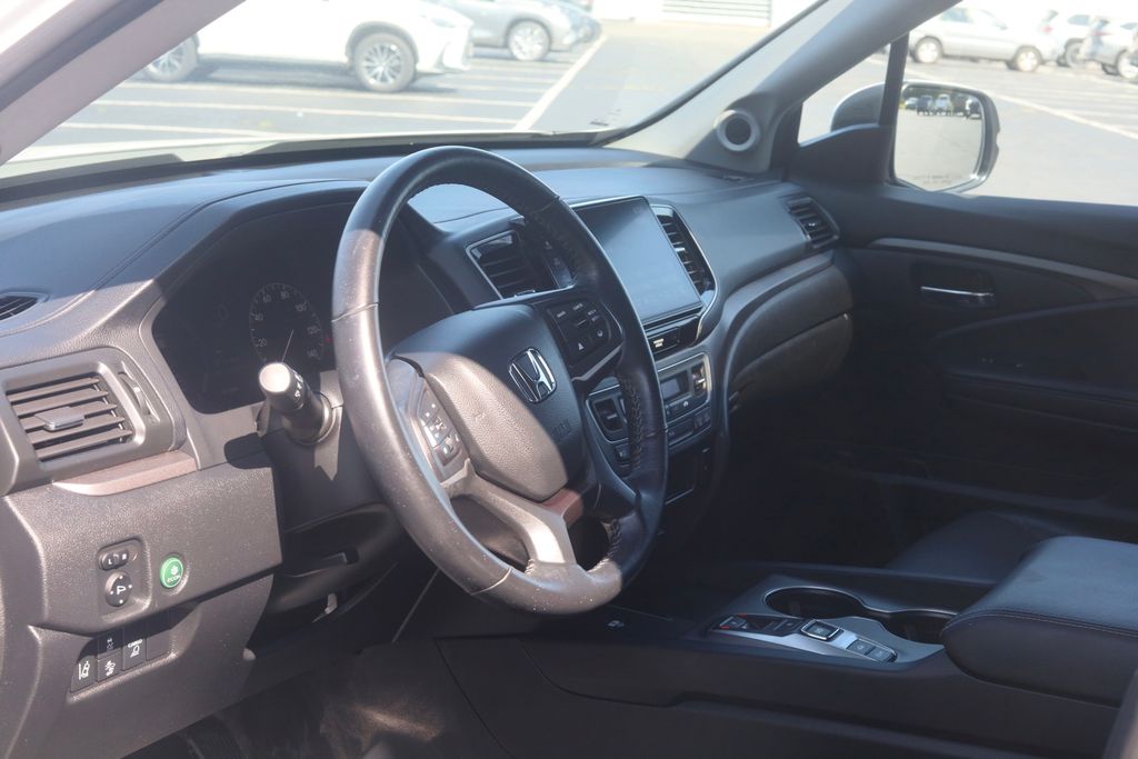 Used 2025 Honda Ridgeline Truck