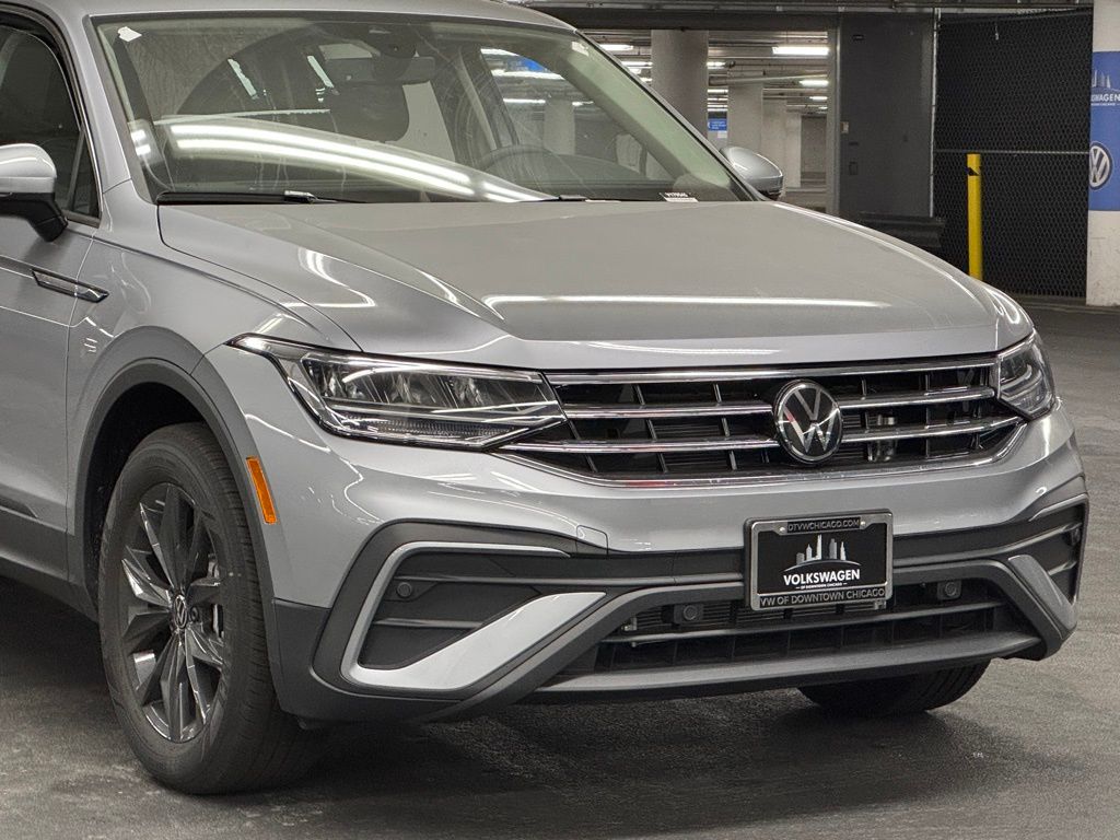 2024 Volkswagen Tiguan 2.0T SE 40