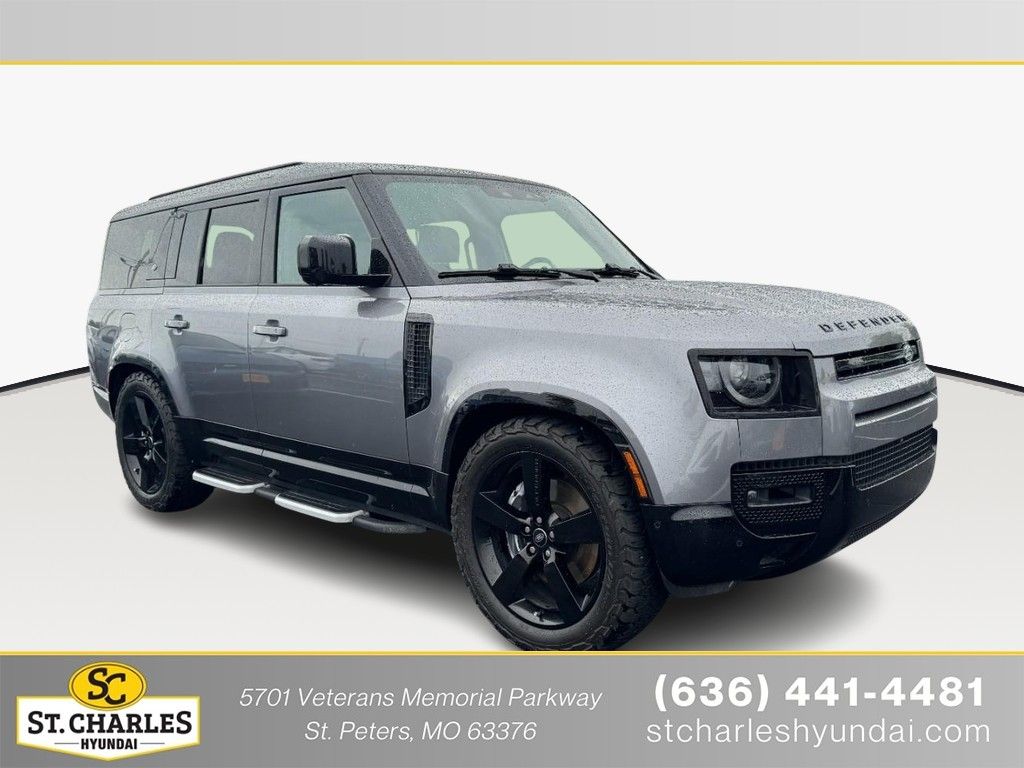  2024 Land Rover Defender 130 P400 X-Dynamic SE AWD   