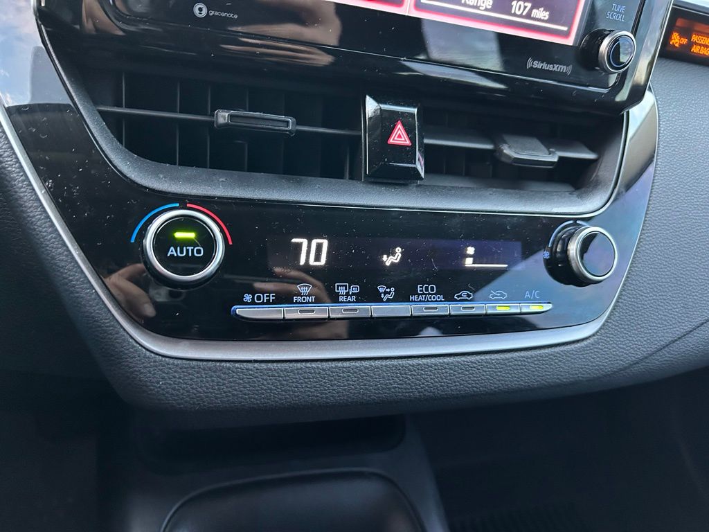 Thumbnail: 2021 Toyota Corolla - 25