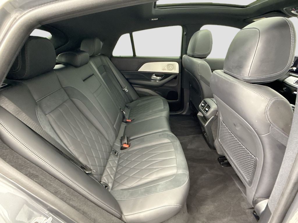 Thumbnail: 2025 Mercedes-Benz GLE - 21