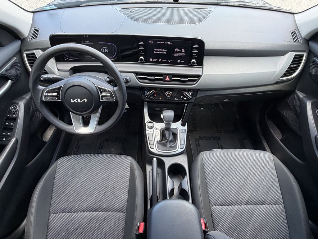 used 2025 Kia Seltos car, priced at $20,393
