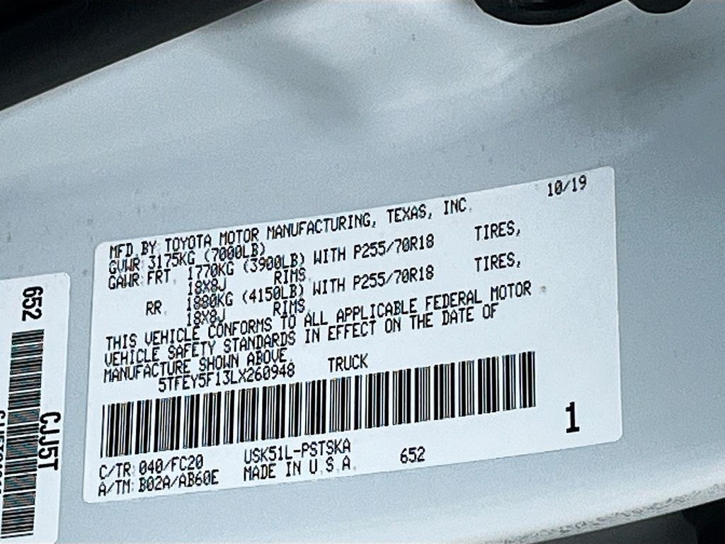 Used 2020 White Toyota SR5 image 30