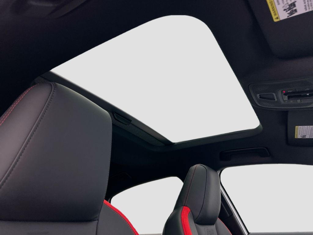 Thumbnail: 2026 Audi RS 3 - 17