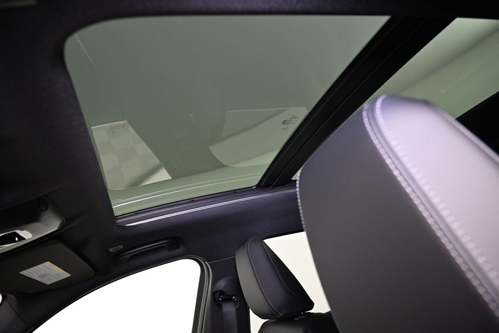 Thumbnail: 2026 BMW X1 - 20