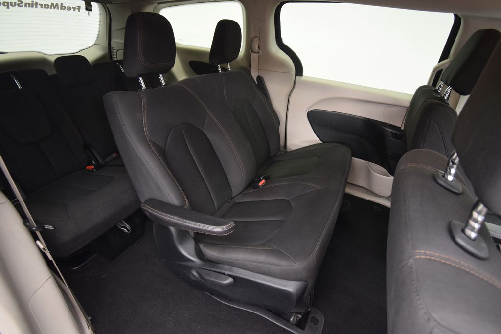 used 2019 Chrysler Pacifica car, priced at $13,800